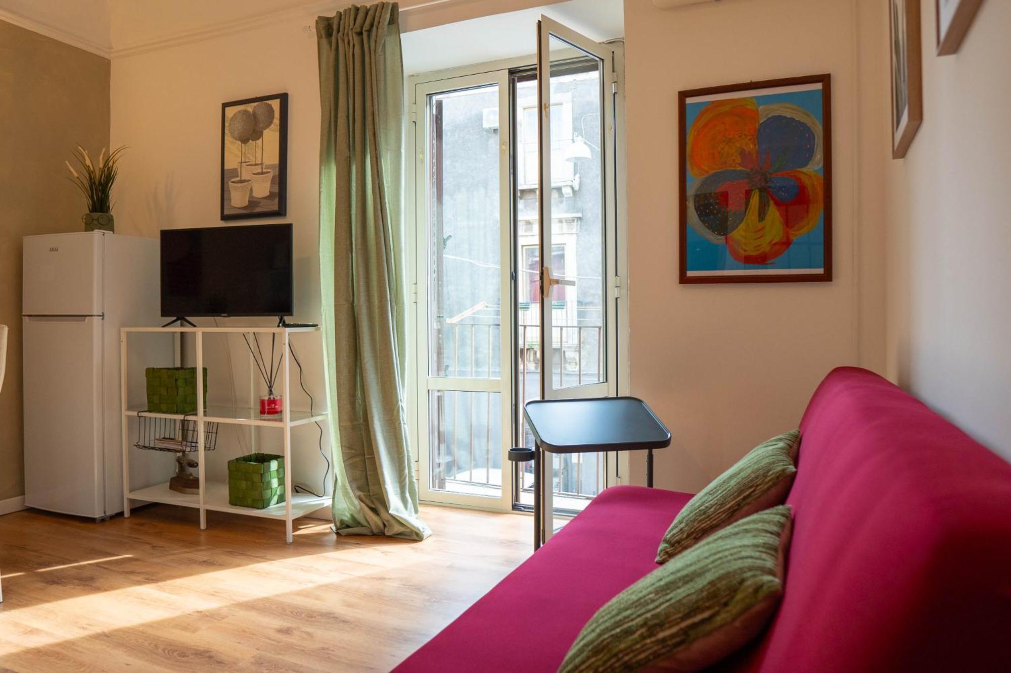 Mimi House By Sicily In *